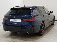 Pogled od pozadi desno