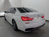 Náhled zezadu zleva