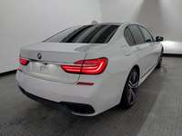 Náhled zezadu zprava