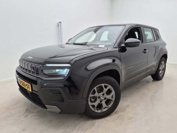 Pogled sprijeda lijevo