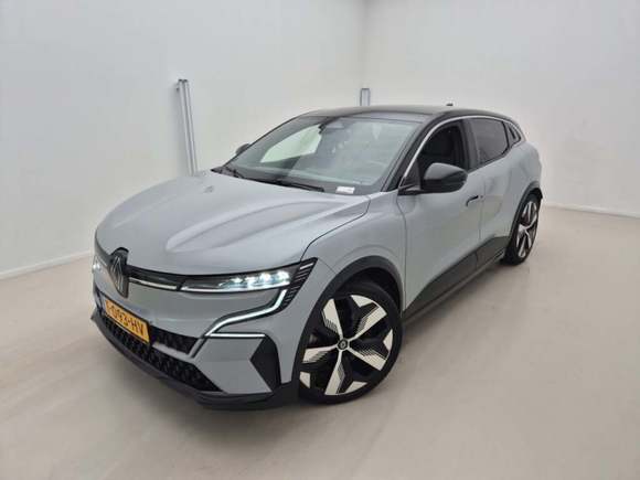 Pogled sprijeda lijevo