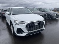 Pogled desno spredaj