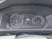 Вид на приборную панель