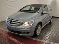 Вид спереди слева