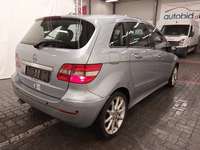 Вид сзади справа