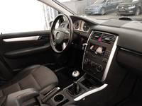 Вид на салон