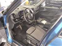 Вид на салон