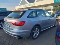 Pogled od pozadi desno