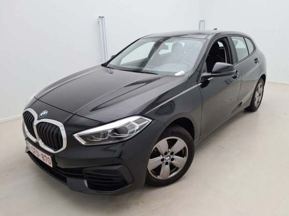 Pogled sprijeda lijevo