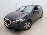 Pogled sprijeda lijevo