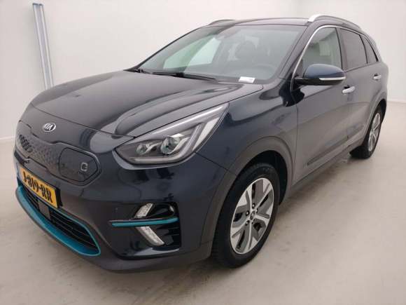 Pogled sprijeda lijevo