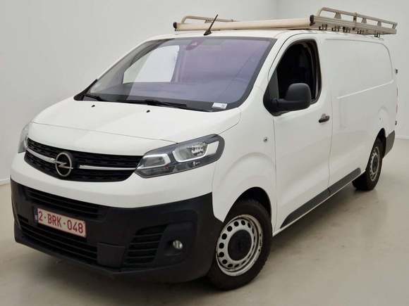 Pogled sprijeda lijevo