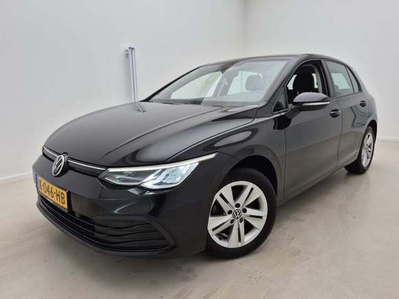 Вид спереди слева