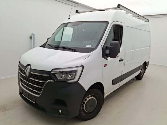 Вид спереди слева