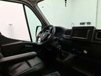 Вид на салон