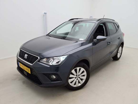 Вид спереди слева