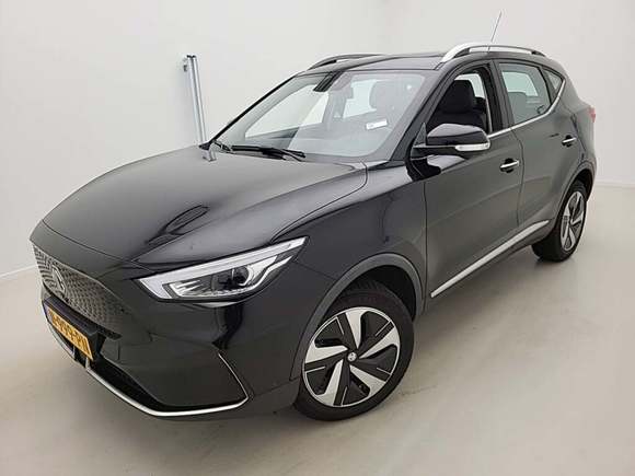 Вид спереди слева