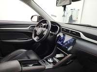 Вид на салон