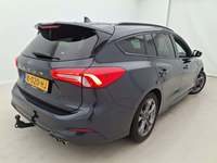 Вид сзади справа