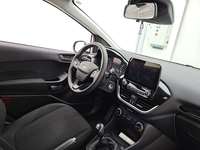 Вид на салон