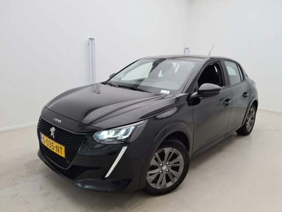 Вид спереди слева