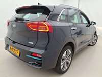 Вид сзади справа