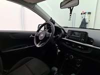 Вид на салон