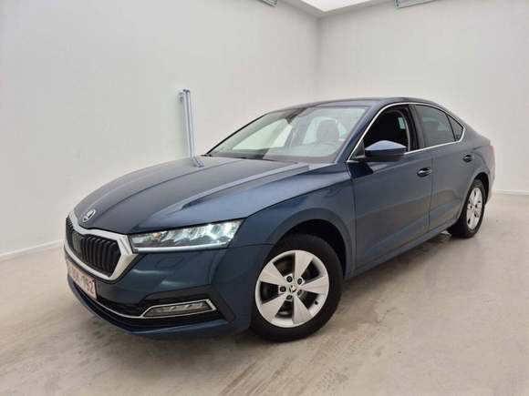 Вид спереди слева