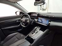 Вид на салон