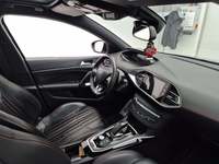 Вид на салон