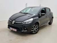 Вид спереди слева