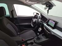 Вид на салон