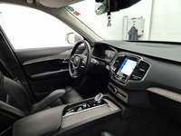 Вид на салон