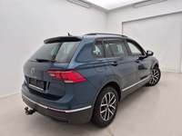 Вид сзади справа