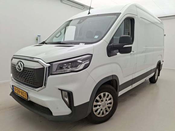 Вид спереди слева