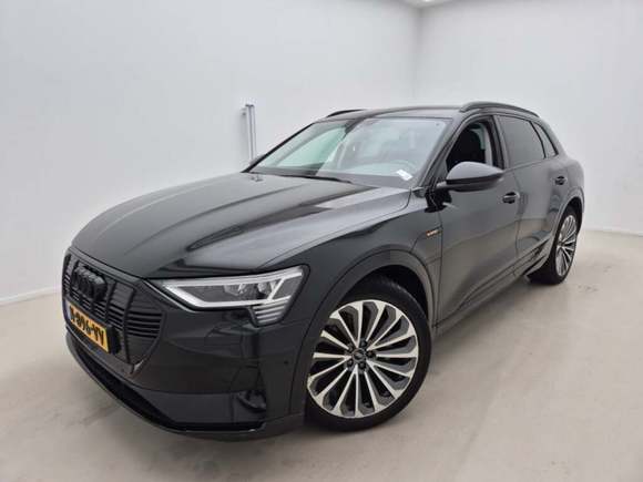 Вид спереди слева