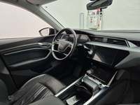 Вид на салон