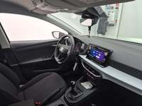 Вид на салон