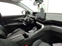 Вид на салон