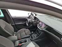 Вид на салон