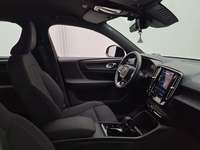 Вид на салон