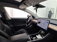 Вид на салон