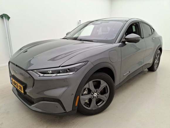 Вид спереди слева