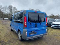 Vaade tagant vasakult