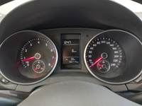 Pohled na přístrojovou desku