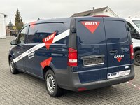 Vaade tagant vasakult