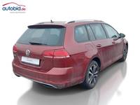 Pogled od pozadi desno