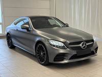 Вид спереди справа