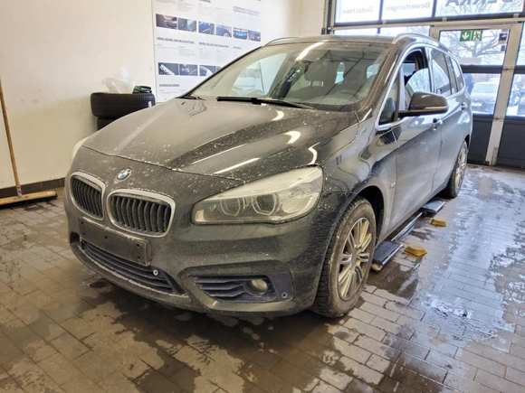 Вид спереди слева