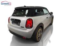 Aanzicht achter rechts